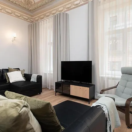 Dandelion Dzirnavu Near The Park Riga