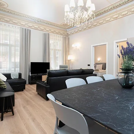 Dandelion Dzirnavu Apartament
