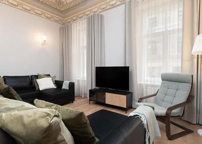 Dandelion Dzirnavu Near The Park Riga