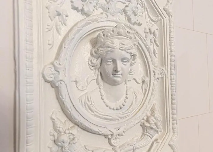 Dandelion Dzirnavu Near The Park Daire *