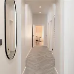 Appartement Dandelion Dzirnavu Near The Park Riga