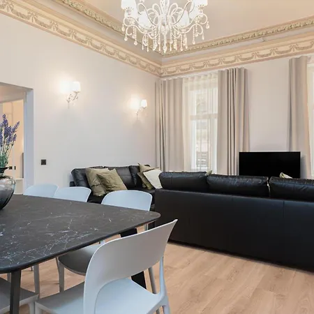 Appartement Dandelion Dzirnavu Near The Park